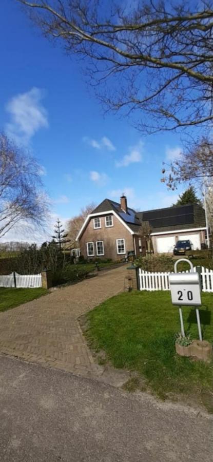 Superior Familiekamer 4 Personen Of Privekamer 2 Personen Anna Paulowna Exterior foto